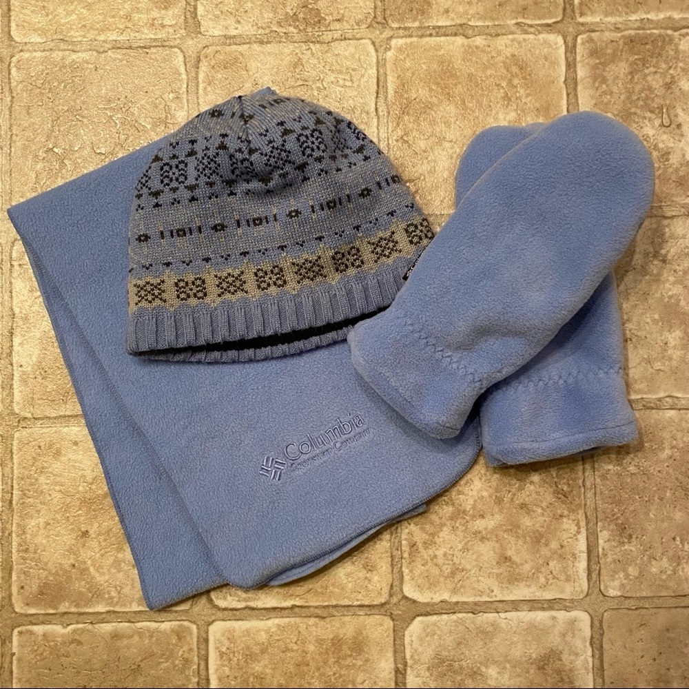 Columbia | baby blue hat, glove, & scarf set